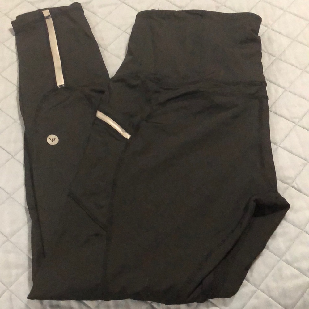 Alexo Athletica Leggings size XL